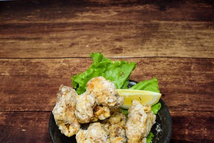 Oi Shiba Coming to Convoy Street