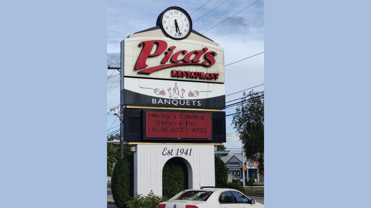 Pica’s Restaurant in Upper Darby has closed its dining room and is transitioning to a new building.Â