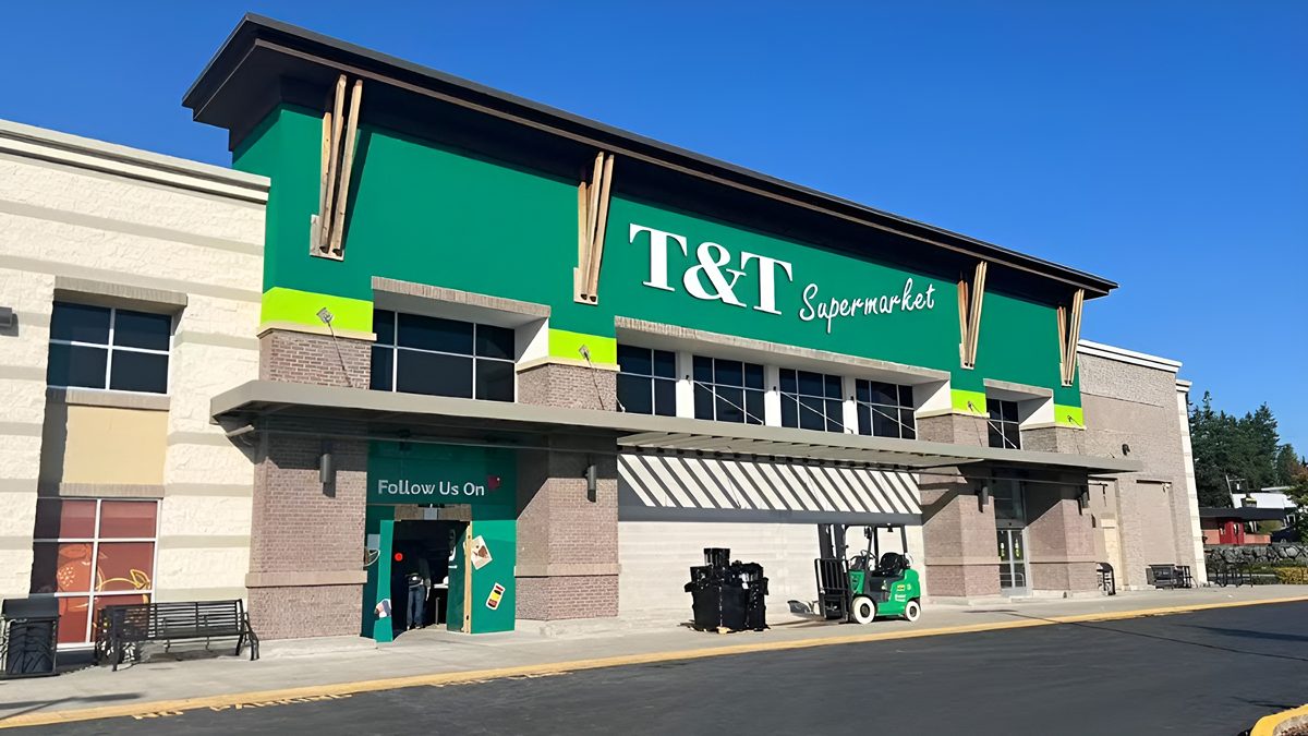 Canada’s largest Asian supermarket chain, T&T Supermarket, expands its U.S. presence.