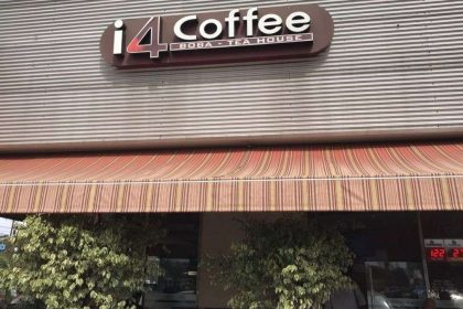 i4 Coffee storefront
