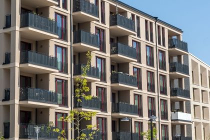 California remains a fairly competitive rental market, with a Rental Competitiveness Index (RCI) score of 72.5 in peak season 2025.