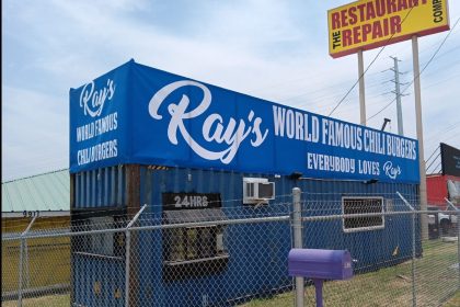 Wings or Burgers? You Decide! A New Concept is Coming to N. IH35