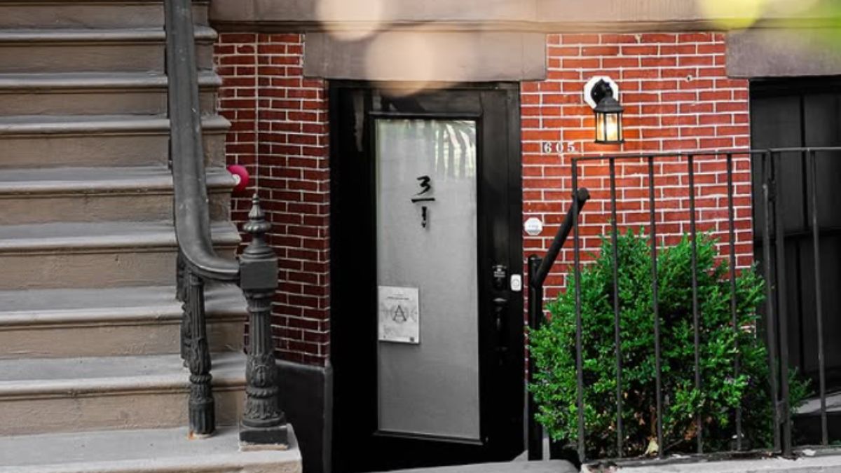 311 Omakase storefront