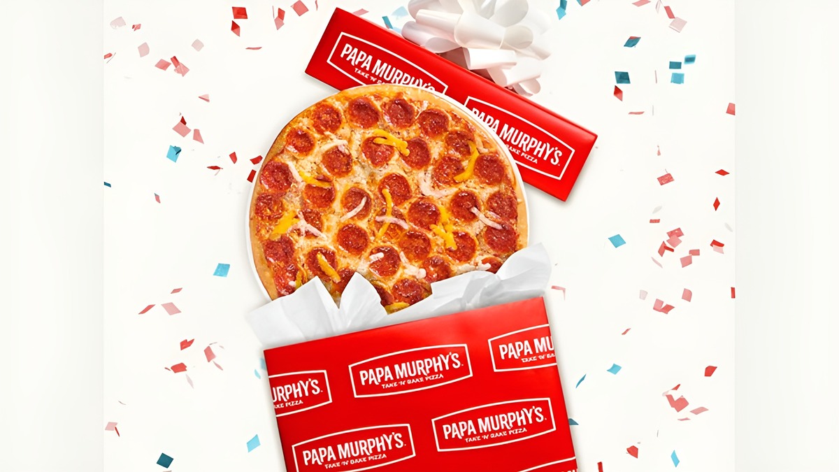 Papa Murphy’s is celebrating the relaunch of its MySLICE Rewards program by offering a $1 medium pizza deal. 