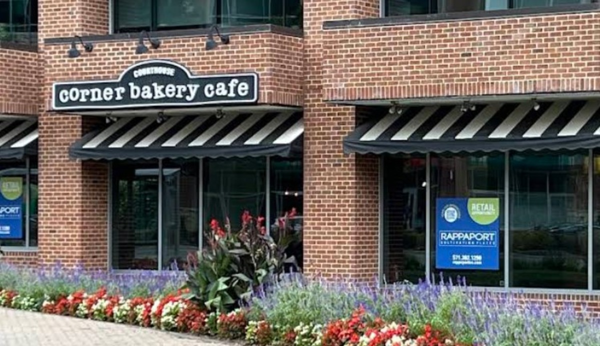 Vacant Arlington Storefront to Welcome Rocoto’s Restaurant and Bakery