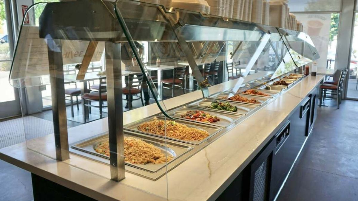 Sun’s Wok and Mongolian BBQ food