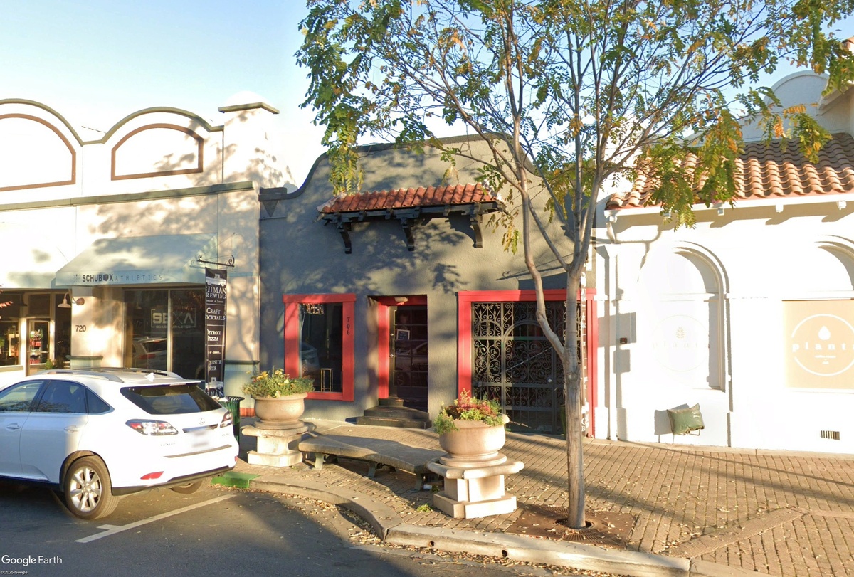 Union Jack Lounge and Kitchen to Debut in Pleasanton