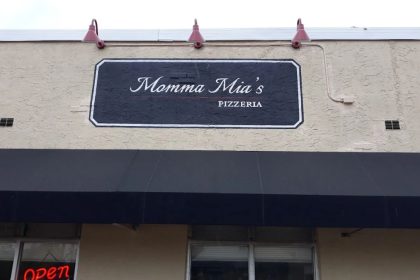 Momma Mia’s Pizzeria underwent a health inspection on November 12 by the Philadelphia health department.