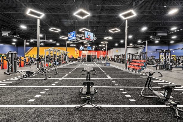 Crunch Fitness Opening In Newnan