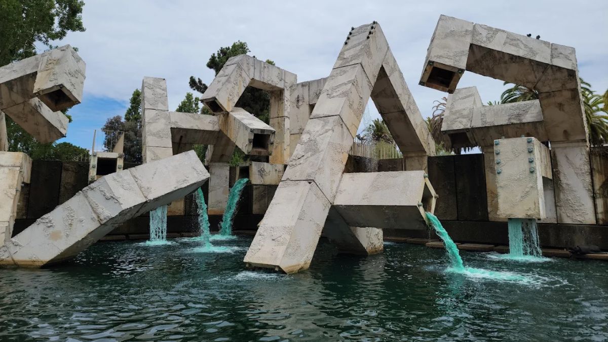 The decision came after years of controversy that surrounded the fountain’s maintenance challenges.