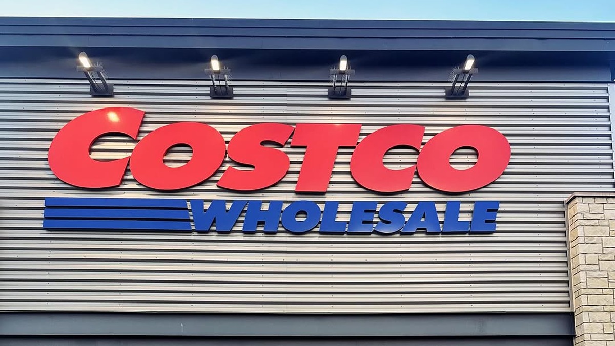 Costco offers special deals for new members