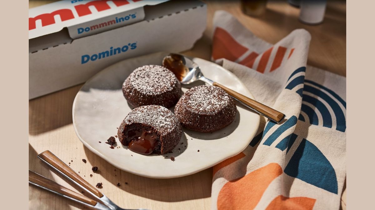 Domino’s is celebrating its 65th birthday by giving away free Chocolate Lava Crunch Cakes with a minimum order worth $10. 