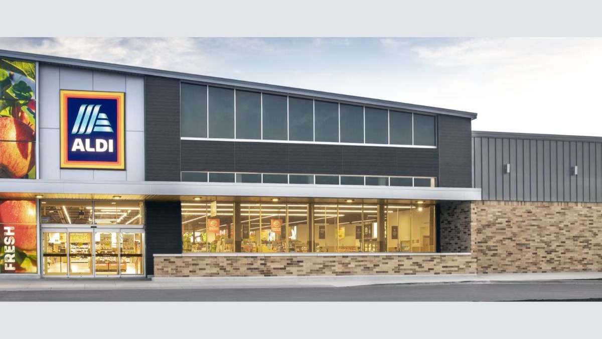 Several major retailers will close their doors on Christmas Day, giving employees time to celebrate the holiday and urging shoppers to stock up in advance. 