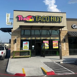 Tia's Taco Hut to Open New Location at Naco Retail Center