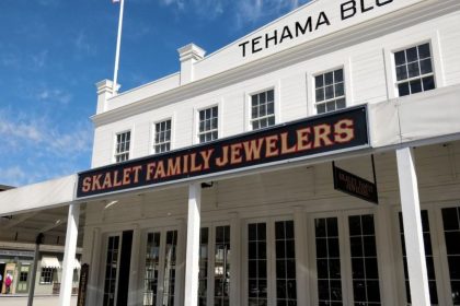 A long-time fixture in the community, Skalet Family Jewelers, is closing its doors permanently on December 31.
