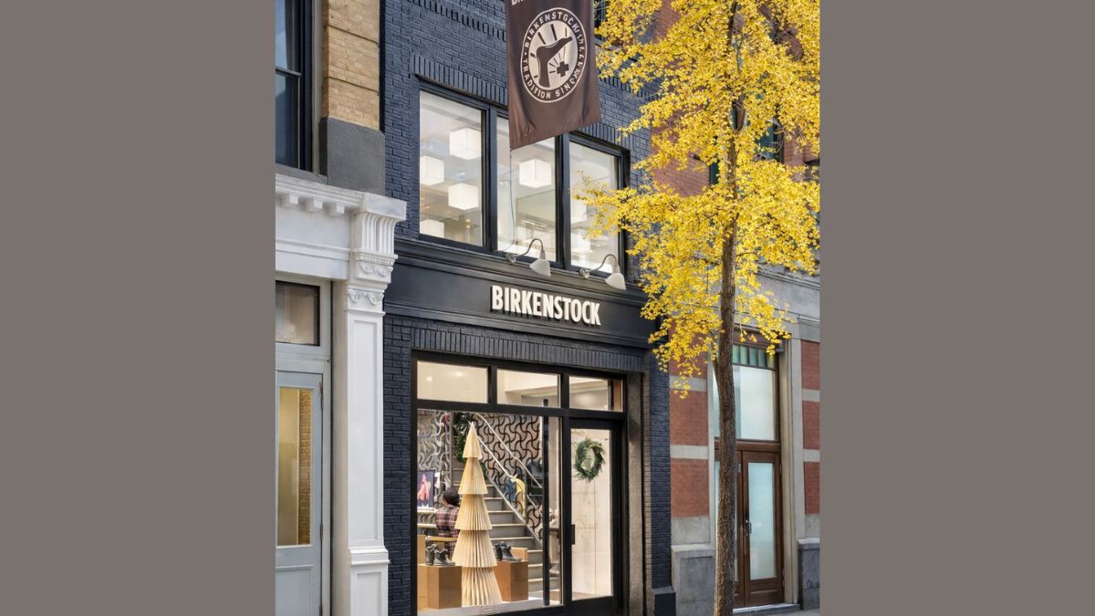 120 Spring Street storefront image