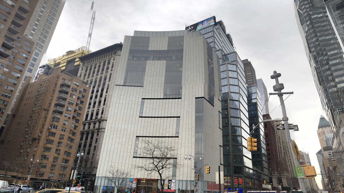 Bar Space In Midtown West Receiving New Operators