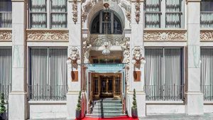 The Candler Hotel in Atlanta secure refinancing deal.