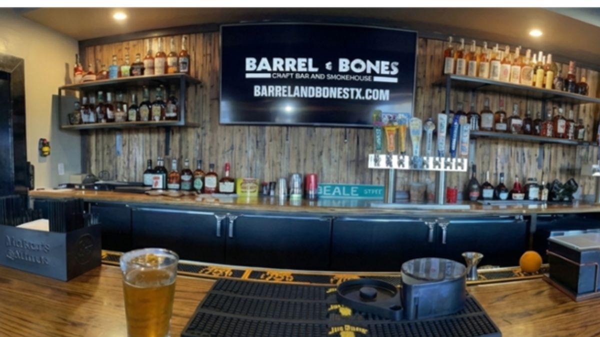 To celebrate the grand opening days after its opening, Barrel & Bones will offer drink specials that will run from 11 AM till closing at 2 AM.