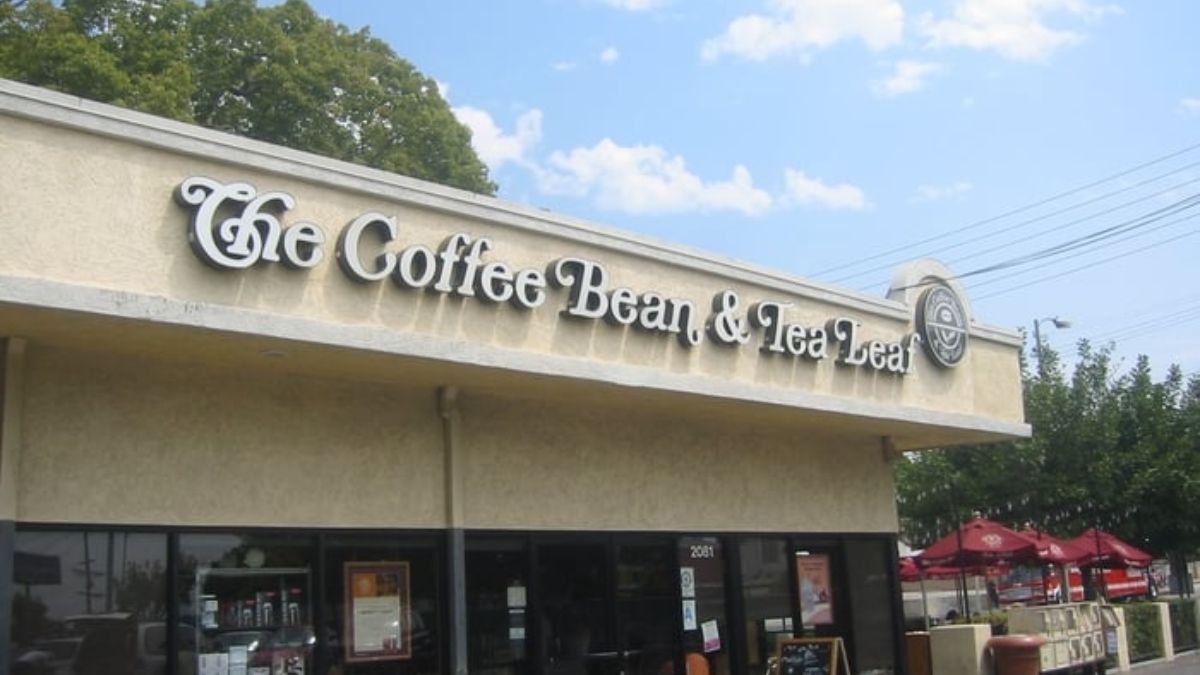 The lineup will introduce two new drinks - Protein Lattes for a functional boost and Mexican Chocolate beverages for cozy winter traditions.