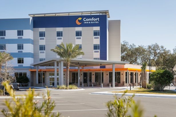 Comfort Inn & Suites opens near Orlando Sanford Airport.