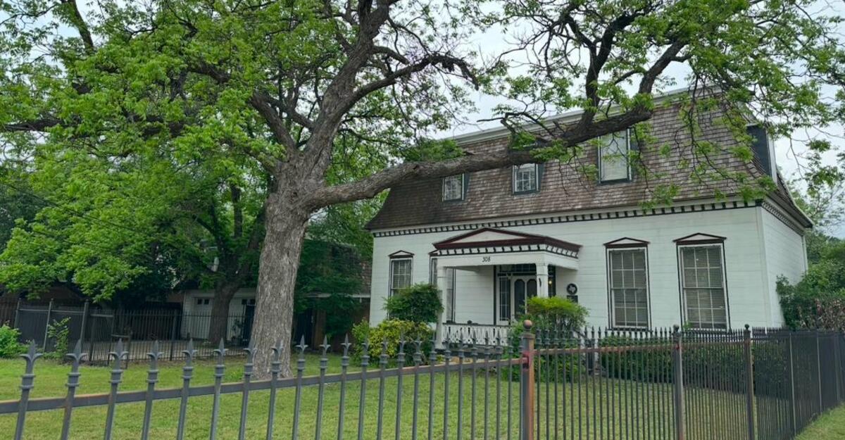 Kennedy's Tavern to Open in New Braunfels