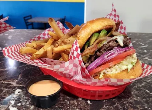 5th Street Burger to Make Michigan Debut in Kalamazoo This Year