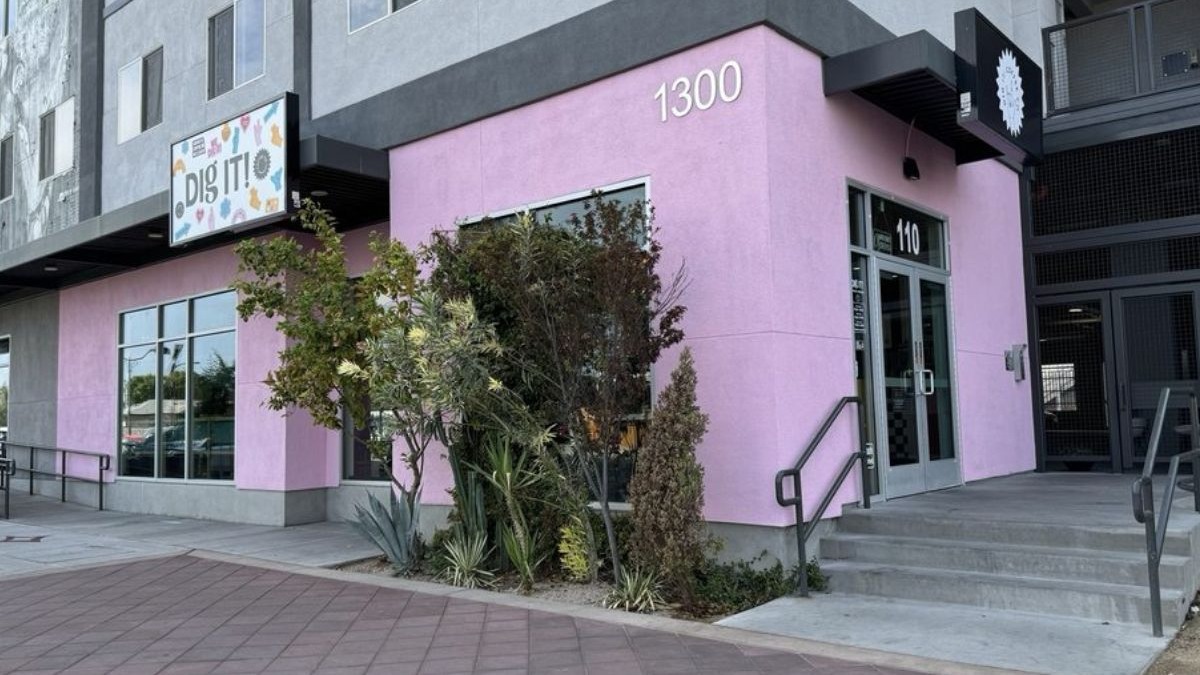 Dig It! Coffee Co. in Las Vegas employs adults of all abilities and was named one of Yelp's best coffee shops in the entire U.S.