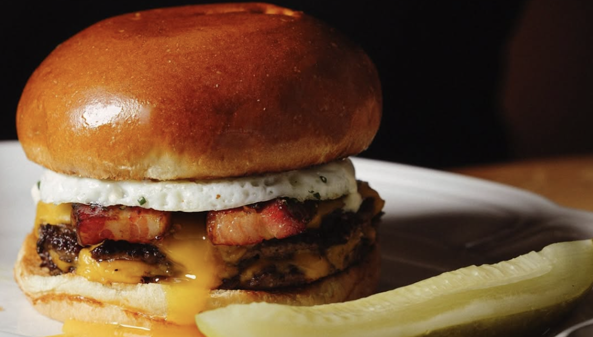 Diner-Style Au Cheval Heading to 12 South