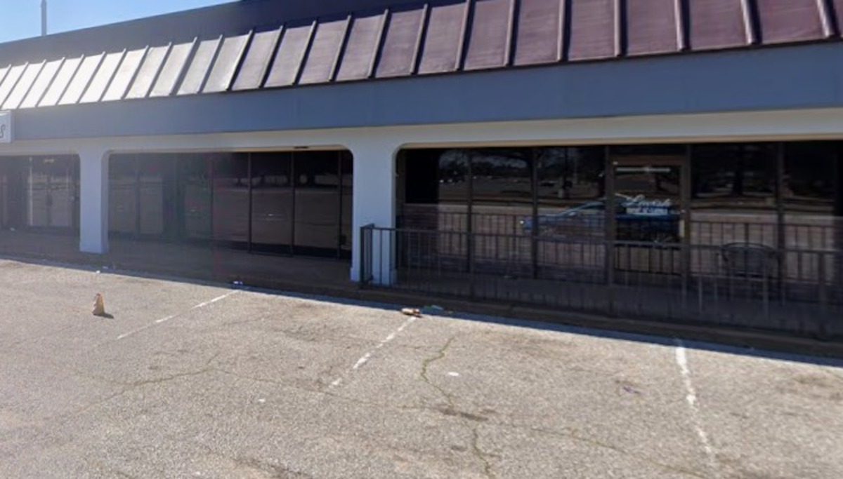 New Restaurant, Ojos Negros, Headed to Memphis