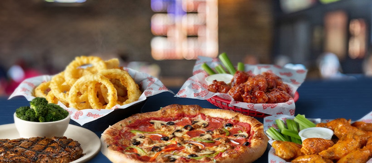 Bubba’s 33 Taking Over Red Lobster Space in The Shops at Northfield