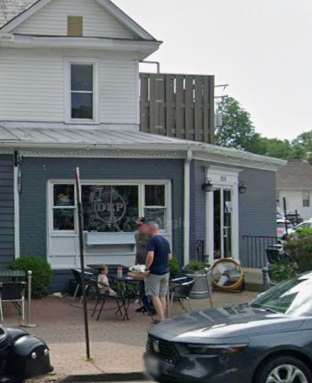 Cubbies to Open Above Del Ray Public House