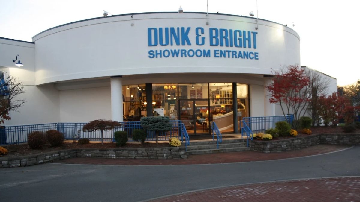 After nearly a century on South Salina Street, Dunk & Bright Furniture is closing its Syracuse showroom.