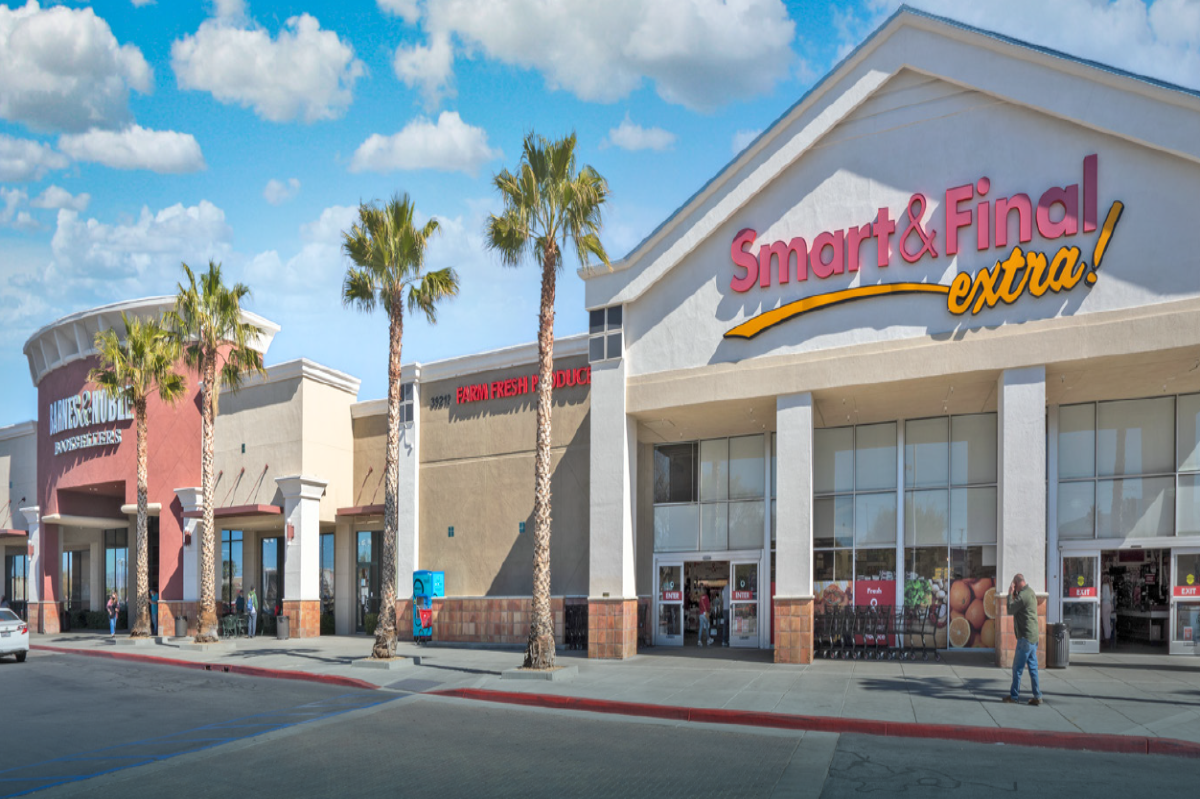 SRS Real Estate Partners Completes $13.5 Million Sale of a Two-Tenant Retail Property Occupied by Smart & Final and Barnes & Noble in Palmdale, California