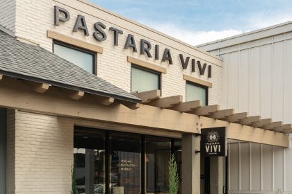 Pastaria Vivi opens in California.