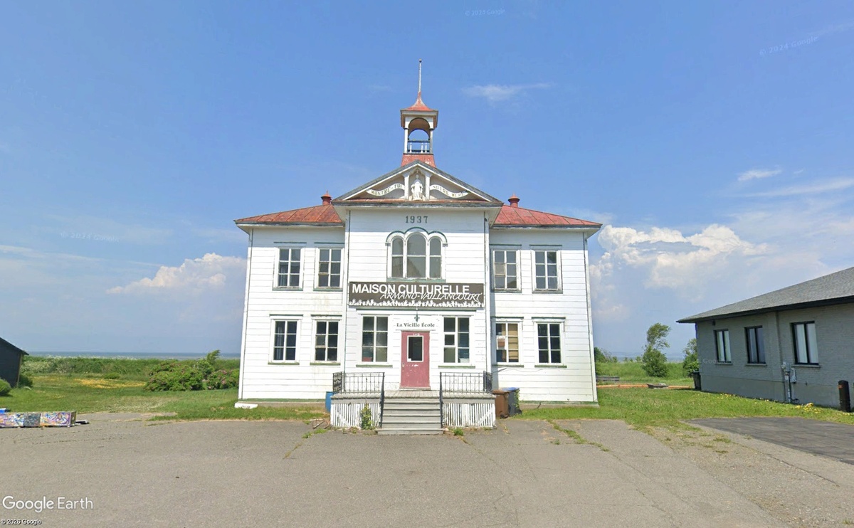 Mami Café Opening in Saint-André-de-Kamouraska