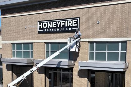 HoneyFire Barbeque to open new location in Nashville.