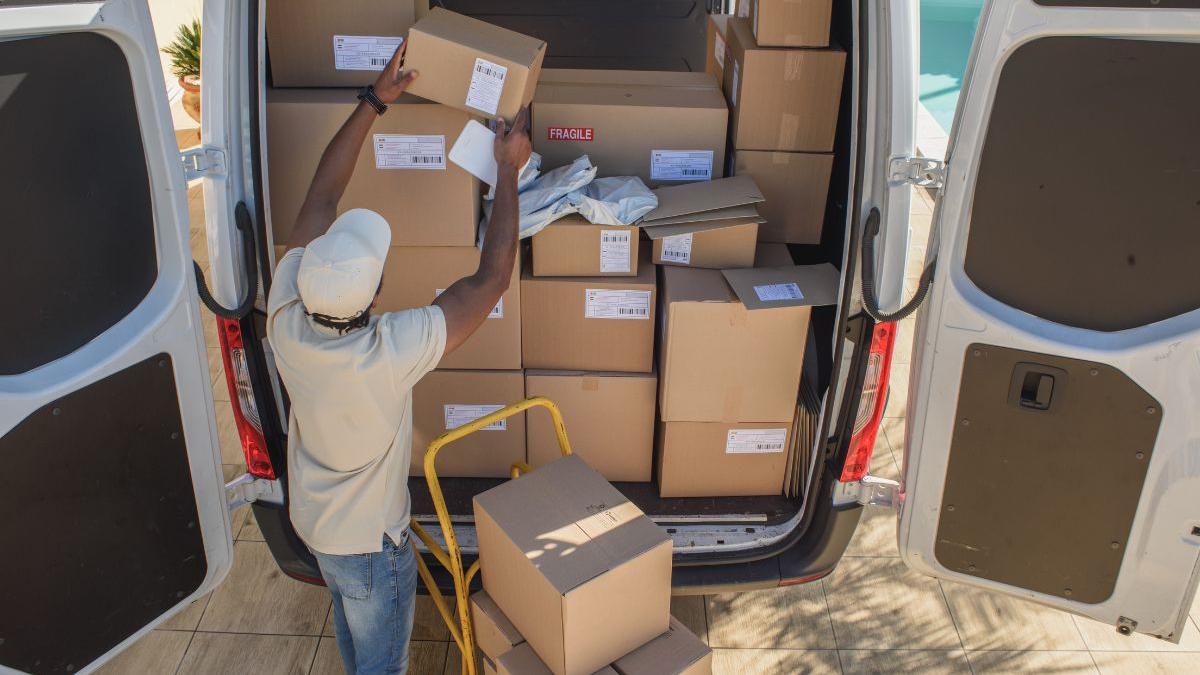 AM Logistics, Inc. filed a bankruptcy petition