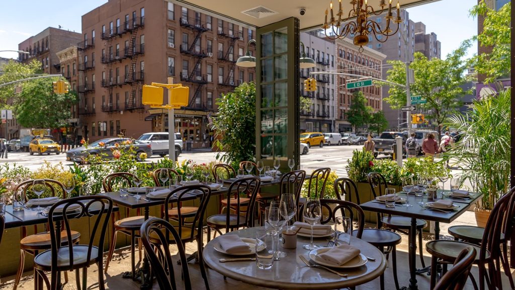 Olio e Più opens its third NYC location.