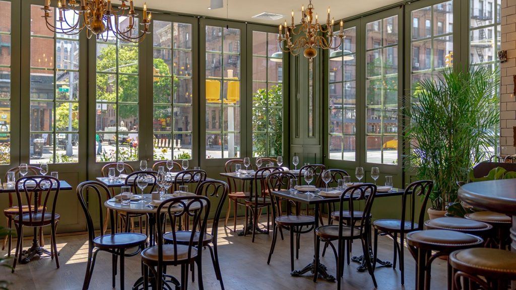 Olio e Più opens its third NYC location.