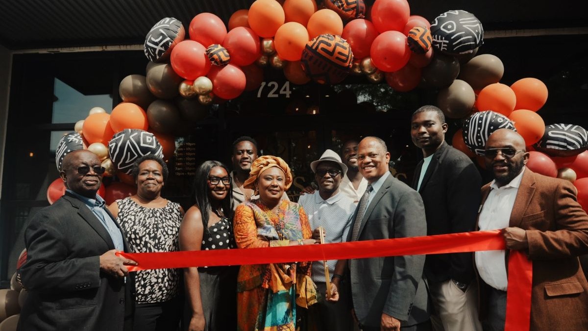 Ike’s Café & Grill has opened a new full-service restaurant in Marietta, bringing African-inspired dishes to the region. 