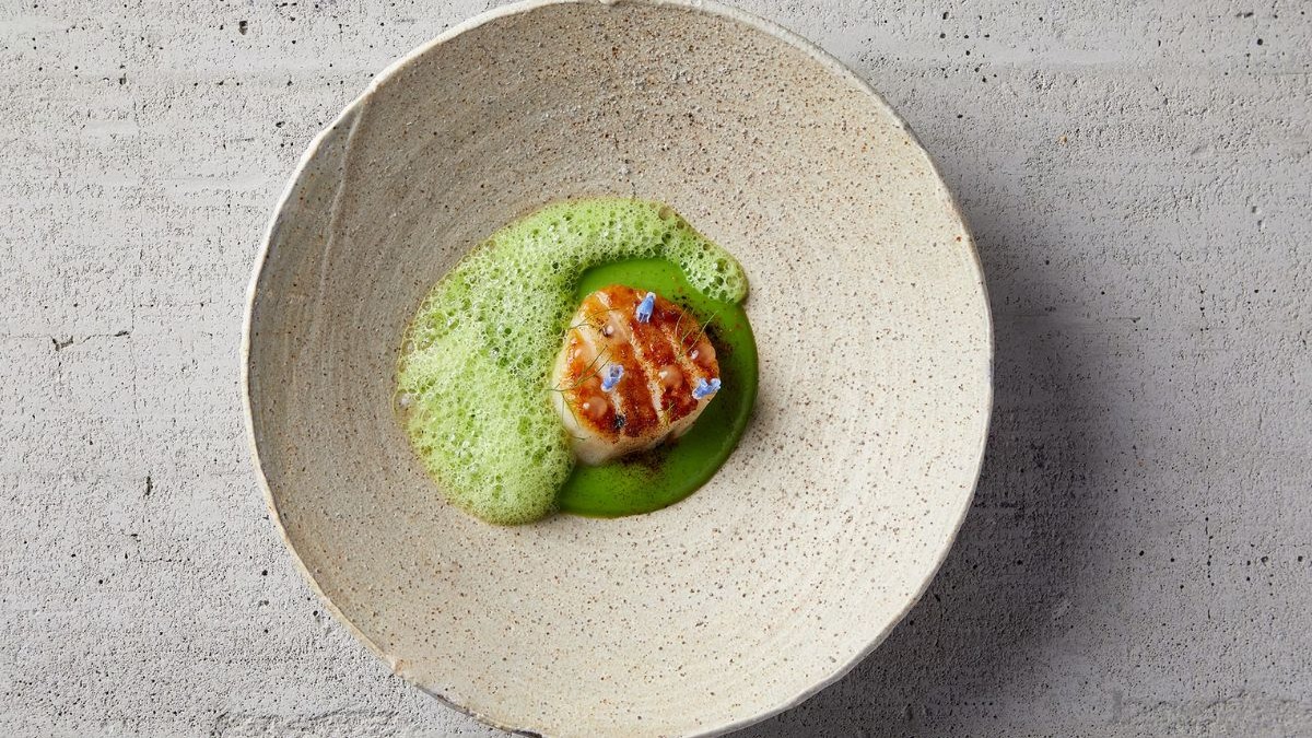 Chef Sujan Sarkar is bringing the Michelin-starred Indian fine dining concept Indienne to New York’s Henry Hall. 
