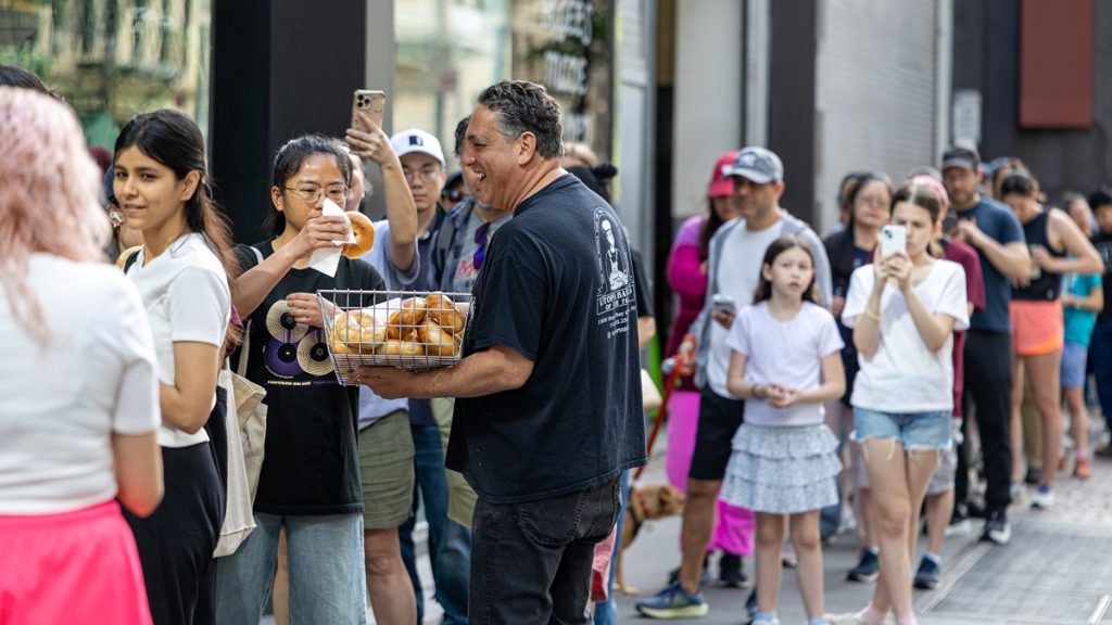 Utopia Bagels opens new location.