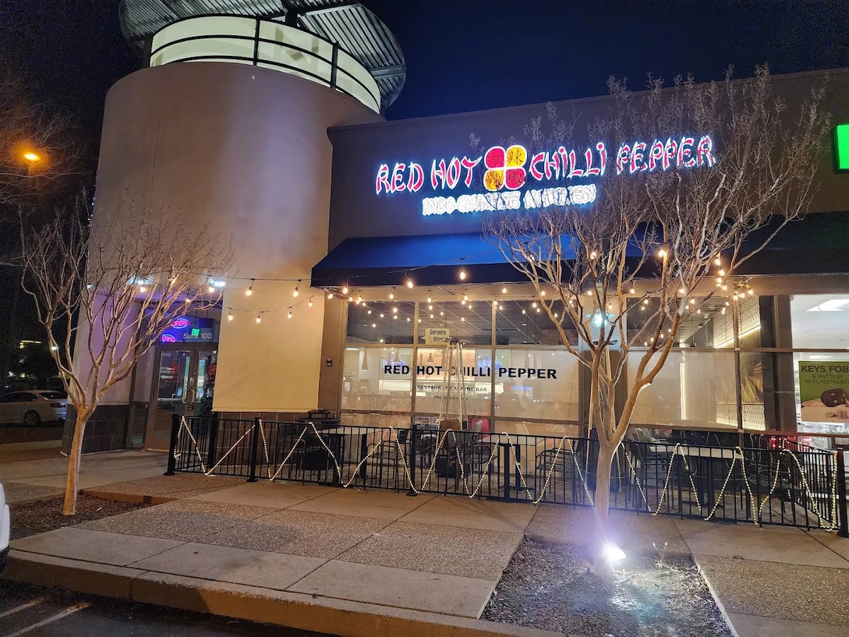 New Restaurant Quietly Taking Shape at Folsom's Broadstone Plaza