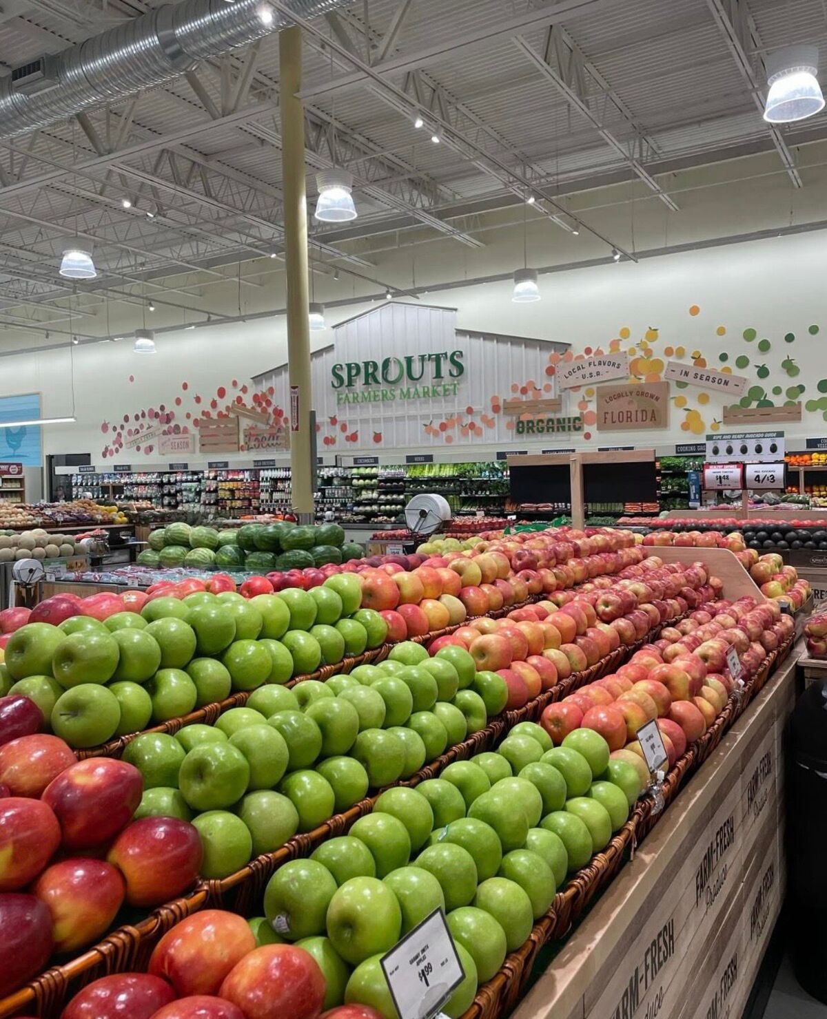 Sprouts Farmers Market expands with new Cibolo location.