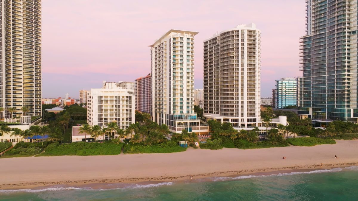 South Street Partners Acquires Solé Miami