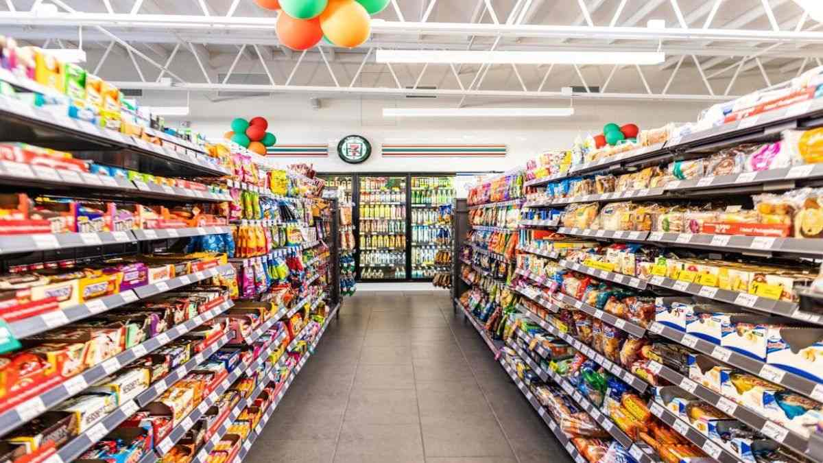 This image shows an aisle of snacks from 7-Eleven