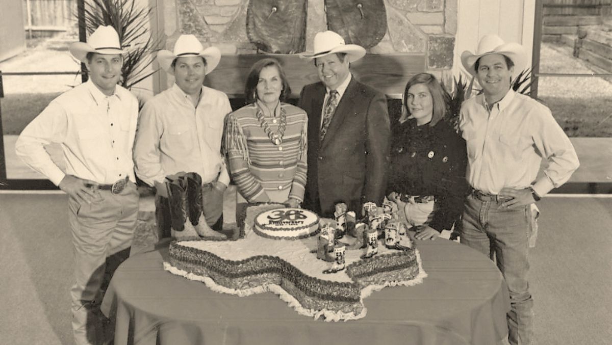 Cavender's 30th Cake Shot