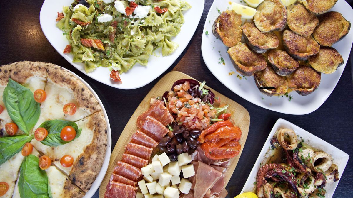 Elmhurst-Based Pizza Chain Expanding to Bloomingdale Next Month