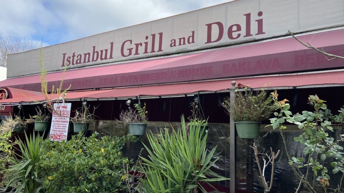 Istanbul Grill and Deli storefront image